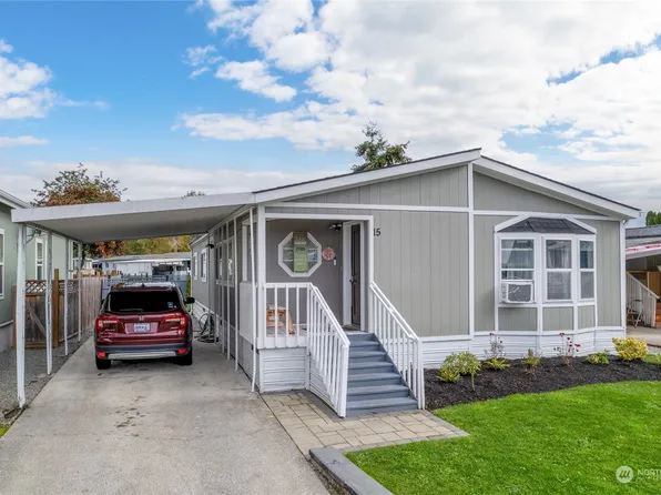 1120 S 25th Street #15, Mount Vernon, WA 98274