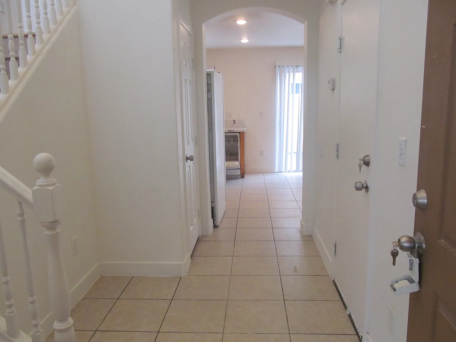 3 bed, 2.5 bath, 1231 sqft, $1,750 — Photo 4