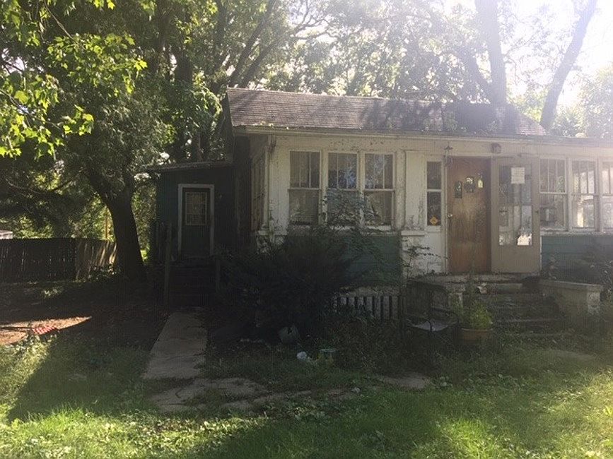 310 E Orchard St, Forrest, IL 61741 Zillow