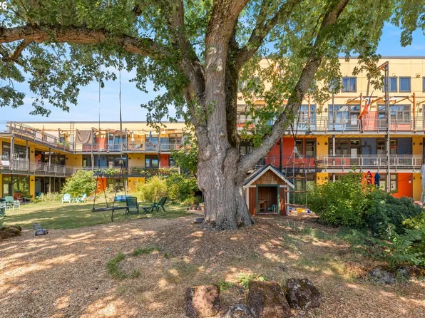2525 N Killingsworth St APT 311, Portland, OR 97217