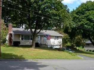 340 Wilbar Dr, Stratford, CT 06614