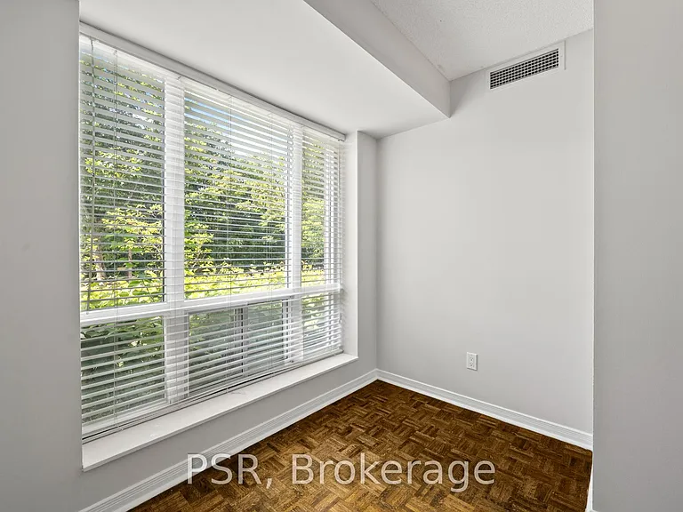 515 Rosewell Ave #104 — Photo 10