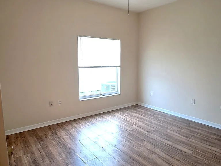 41 Rickenbacker Dr — Photo 17