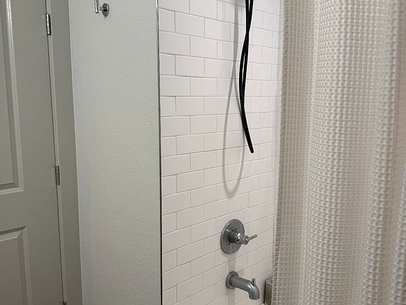 5th image of 1590 Ingalls St #308