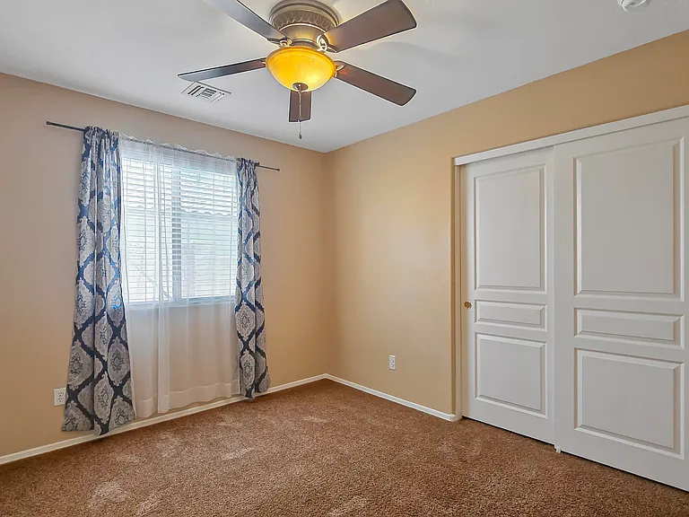 14082 W Rosewood Dr — Photo 17
