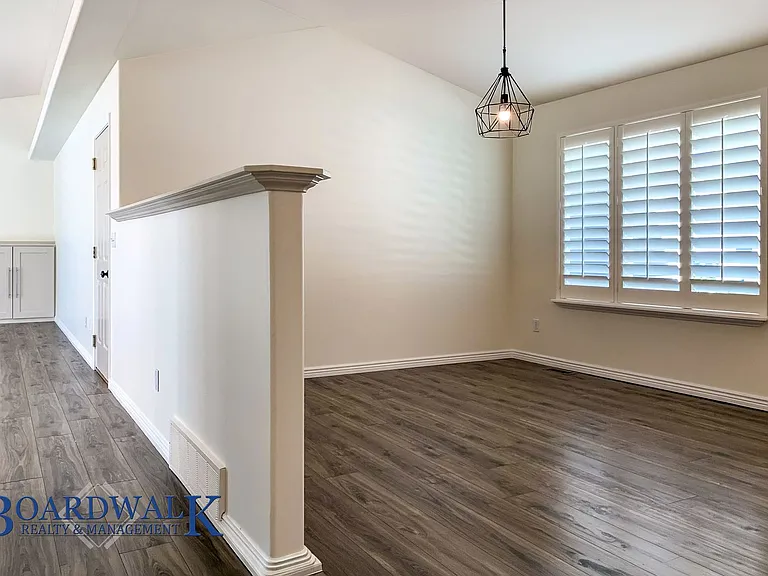 1934 E Wasatch Blvd — Photo 8