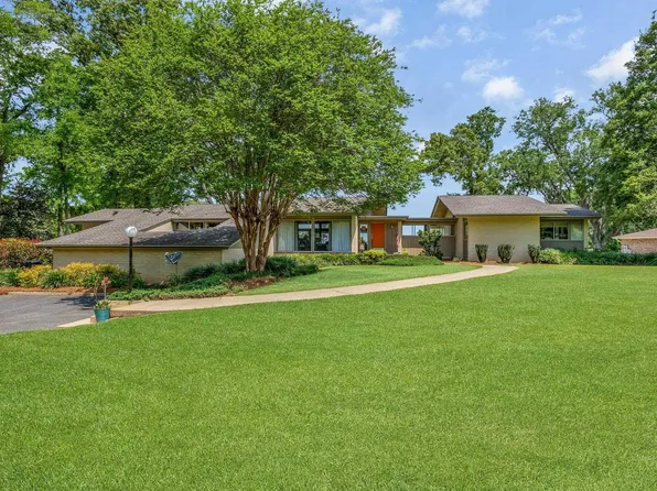 3806 Longford Dr, Tallahassee, FL 32309