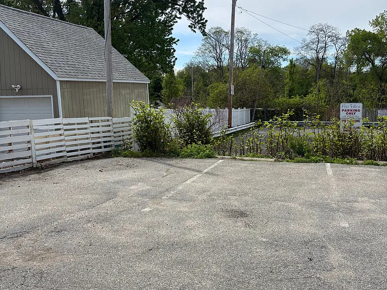 14 Sheridan St — Photo 12