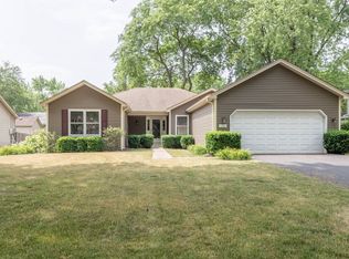 1150 California Ave, Aurora, IL 60506