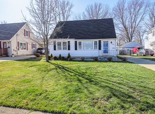 4830 Willoughcroft Rd, Willoughby, OH 44094