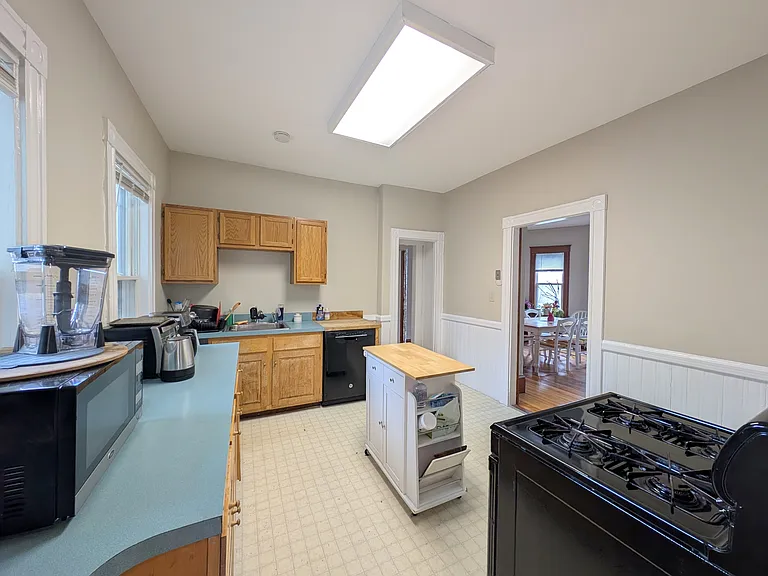 21 Winter St #2 — Photo 4