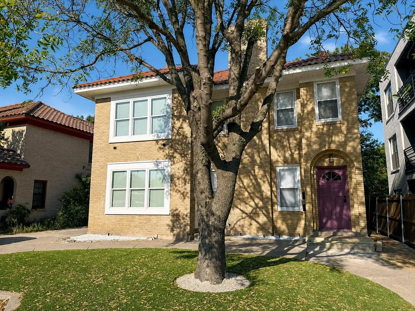 Luxury Living Just Blocks from TCU! — Photo 2