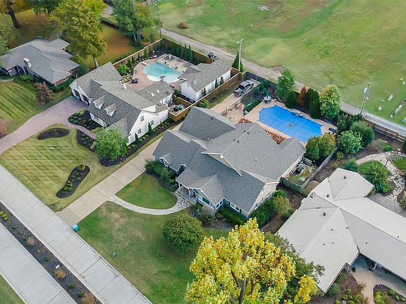 5th image of 109 Mooreland Dr