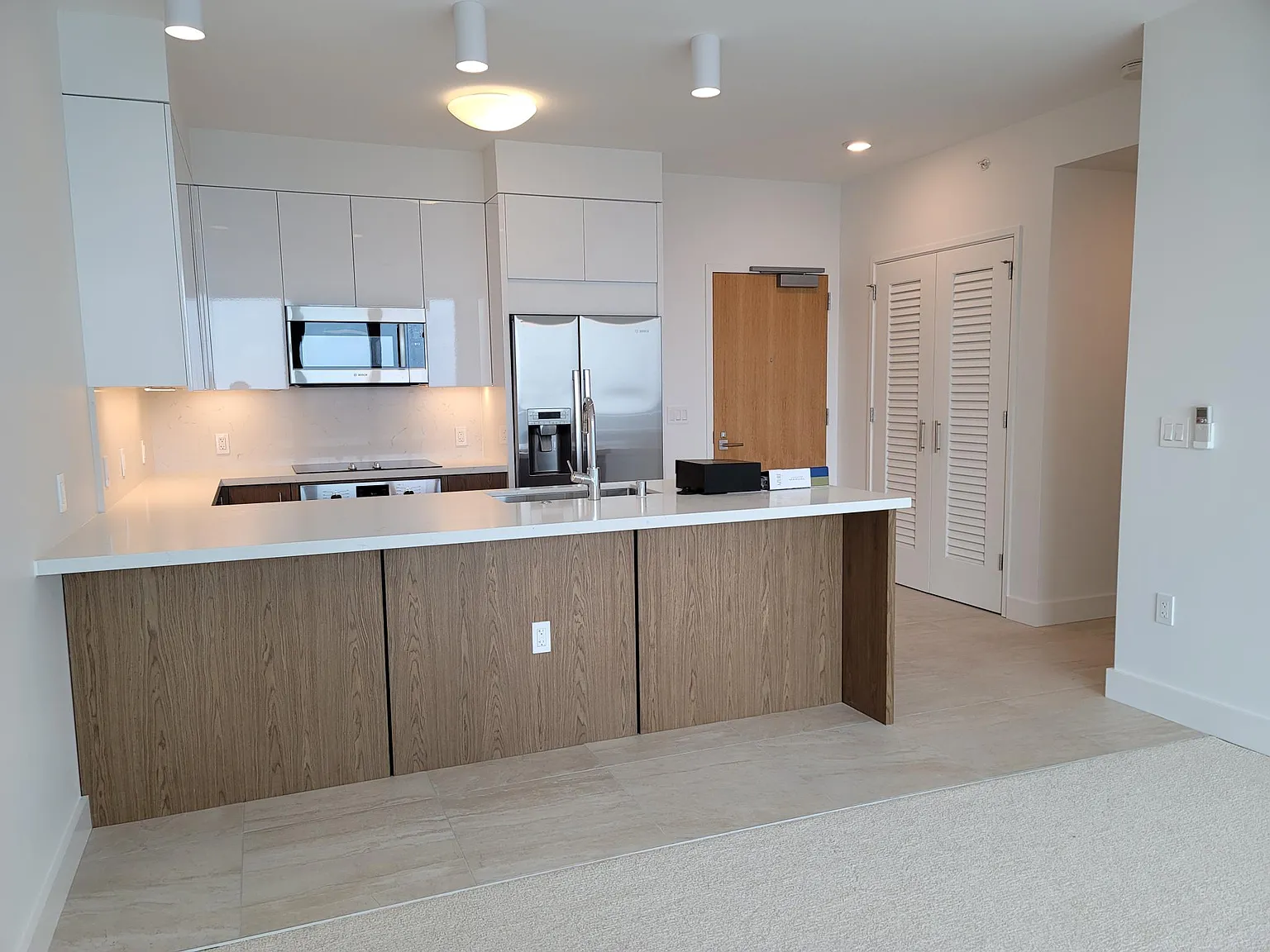 629 Keeaumoku St — Photo 4