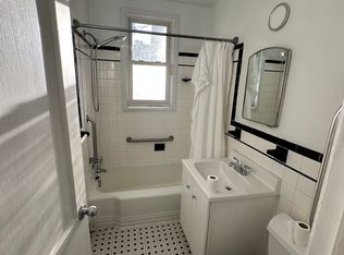 2310 40th Pl NW #203, Washington, DC 20007