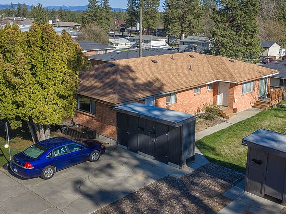 2nd image of 1521 4th St