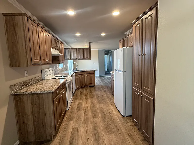 158 Train Ln — Photo 9