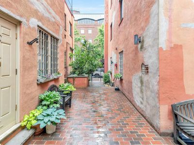 41 1st St APT 4B, Hoboken, NJ, 07030