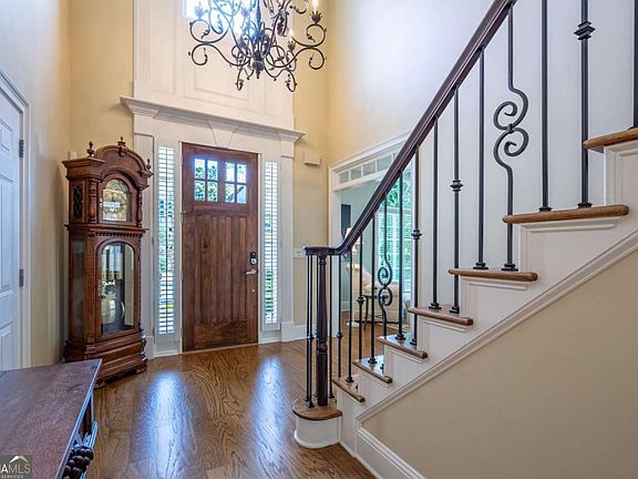 5th image of 1176 Bluffhaven Way