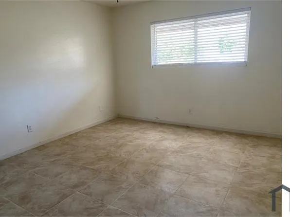 163 E 15th St APT 8, San Bernardino, CA 92404