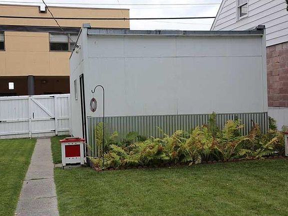 3rd image of 1108 N 26th St