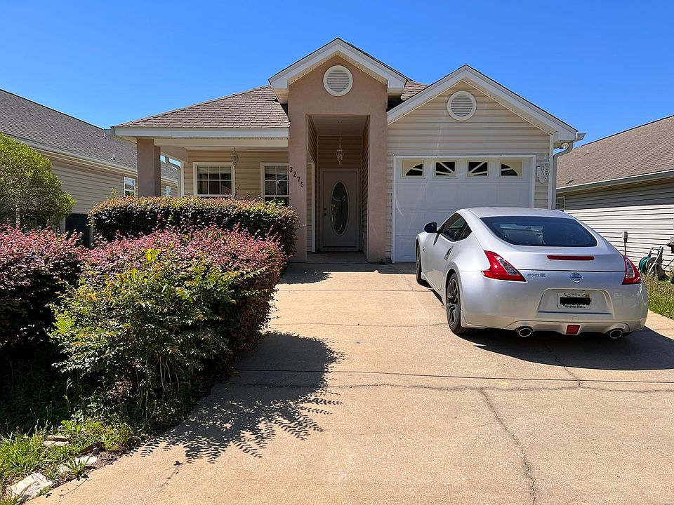 1st image of 3275 Emerson Ln