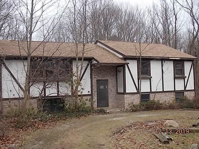 1st image of 37735 Chagrin Blvd