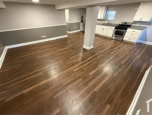 8137 S Langley Ave — Photo 4