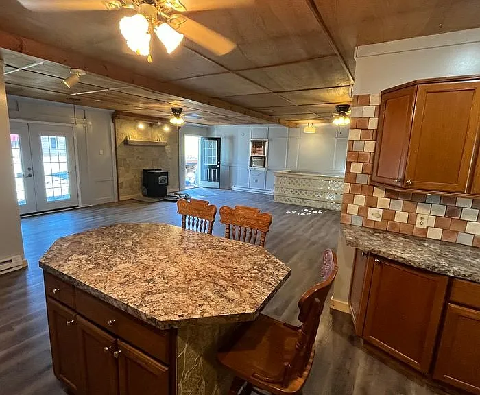 Kutz Farm Dr — Photo 17