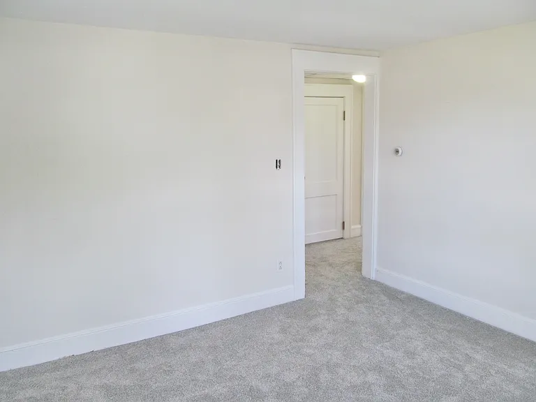 146 E Cliff St #1 — Photo 3