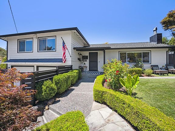 3rd image of 30 Sunnyhill Road