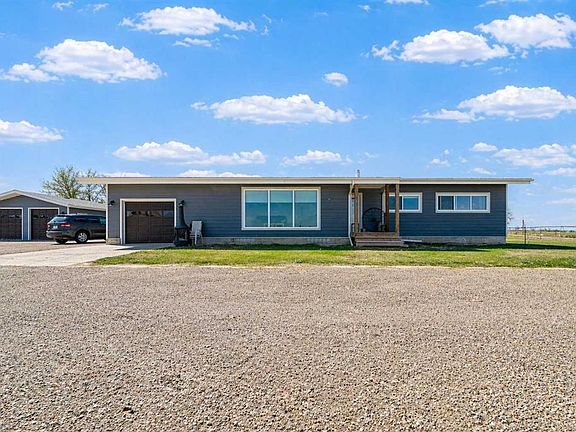 3rd image of 104040 E Range Road 111