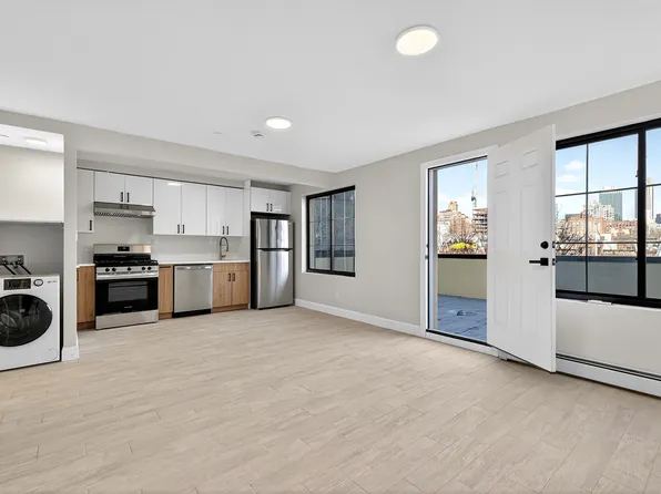 376 Baltic Street image 1 of 9