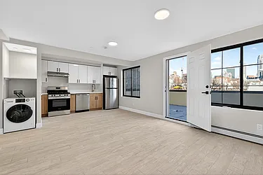 376 Baltic Street, #4A