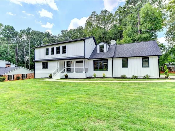 1444 Longwood Dr SW, Marietta, GA 30008