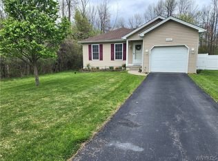 4362 Abbott Pkwy, Blasdell, NY 14219