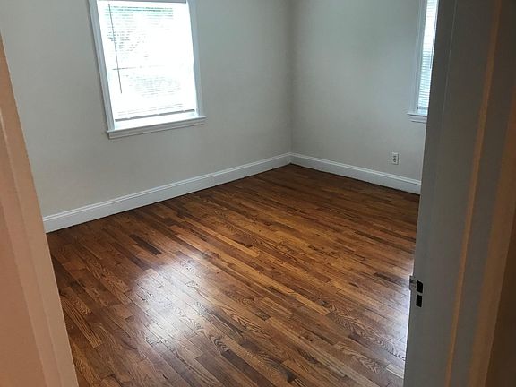 5th image of 265 Highland Ave APT 2
