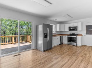 32 Kent Dr, Rossville, GA 30741