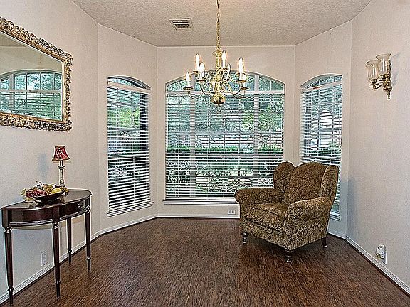 5th image of 19122 Milloak Dr