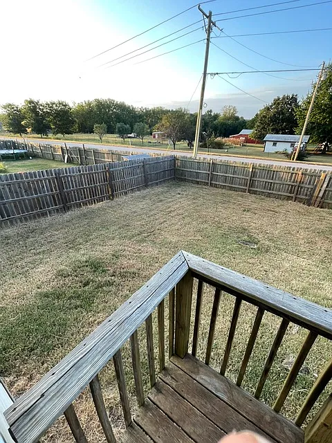 4 bed, 1318 sqft, $1,795 — Photo 3