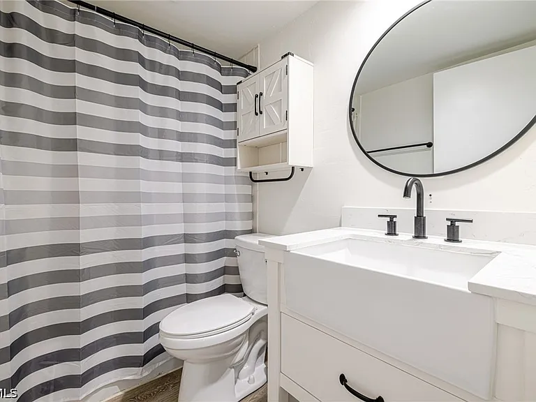 1418 Park Shore Cir #3 — Photo 20