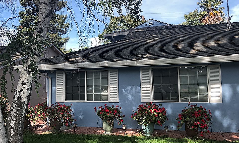 1st image of 1333 Las Palmas Dr