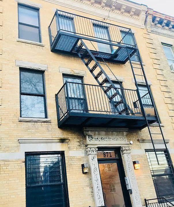 2nd image of 871 Knickerbocker Ave #3B