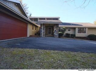 457 Red Fox Dr, Pisgah Forest, NC 28768