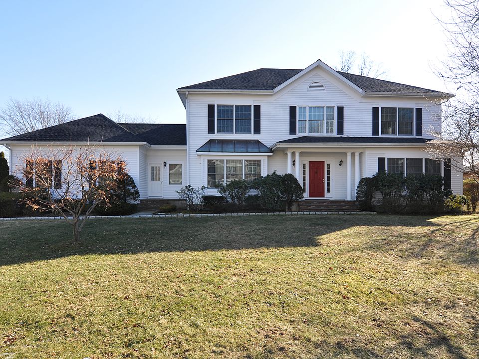 2nd image of 6 Nina Ln