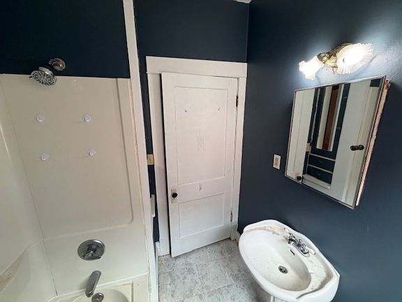 2nd image of 135 W Locust St