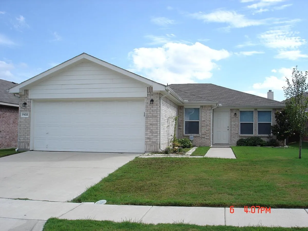 3 bed, 1478 sqft, $2,095 — Photo 1