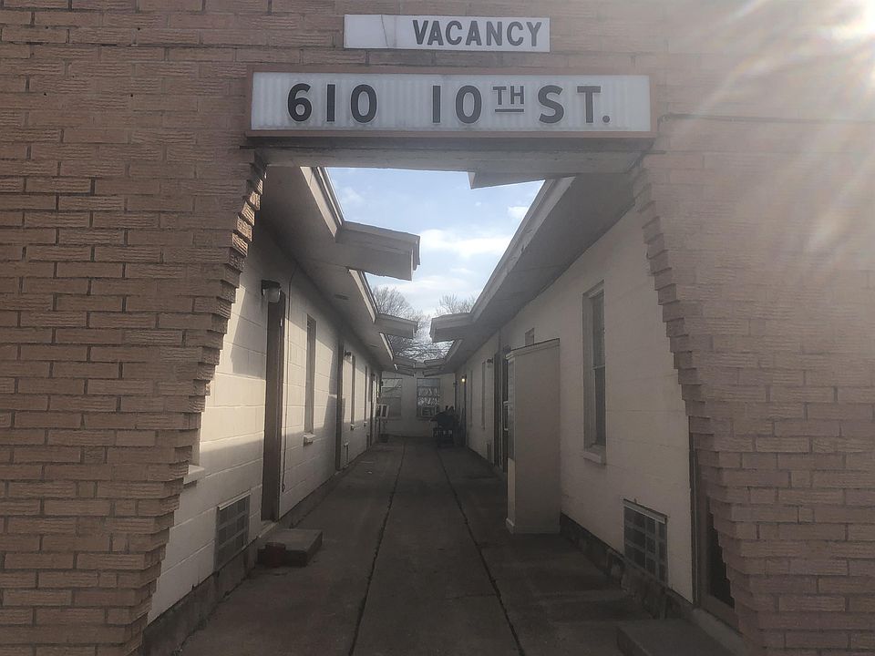 1st image of 610 N 10th St APT 15