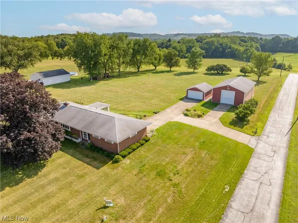 7700 Ravenna Ave SE, Waynesburg, OH 44688