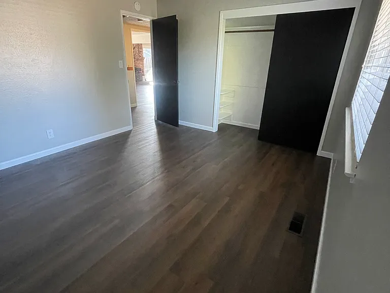 1140 Lake Home Dr — Photo 17